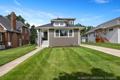 Tiny photo for 226 S Lombard Avenue, Lombard, IL 60148 (MLS # 12670892)
