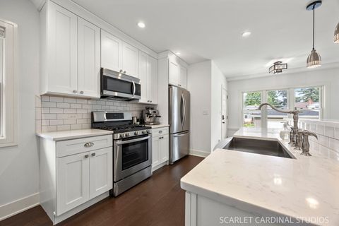 Tiny photo for 226 S Lombard Avenue, Lombard, IL 60148 (MLS # 12670892)
