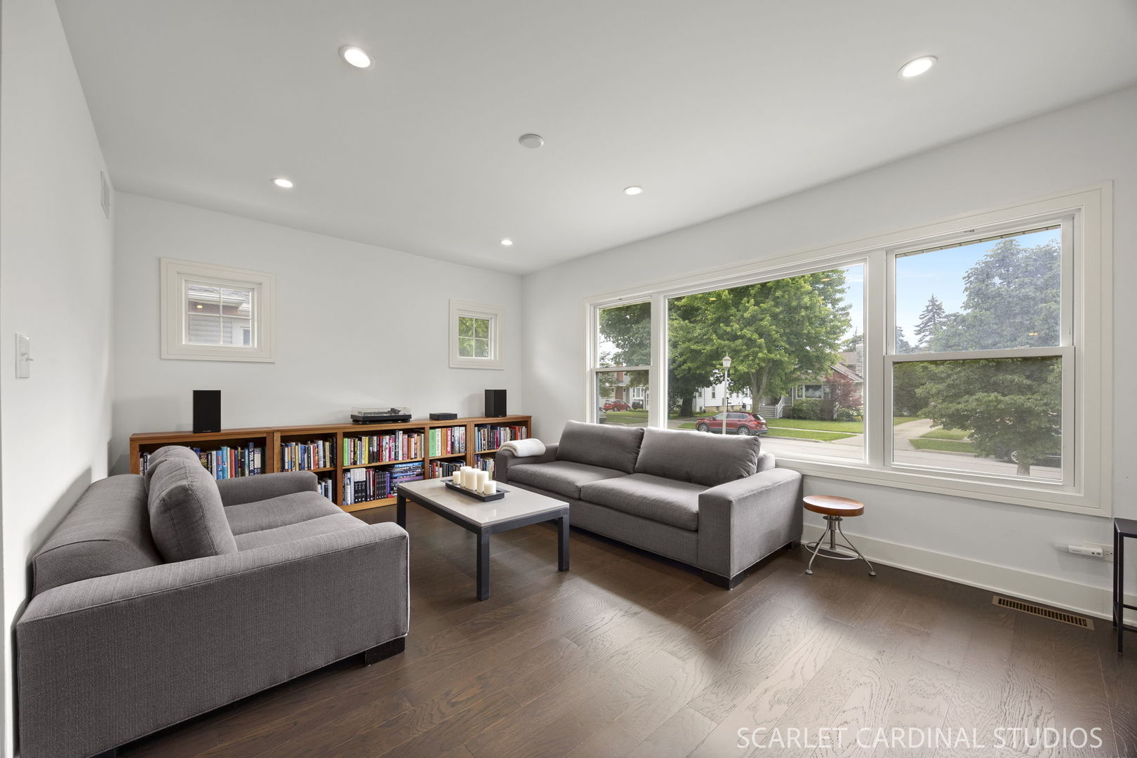 226 S Lombard Avenue