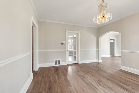 Tiny photo for 129 S Prairie Street, Batavia, IL 60510 (MLS # 12342848)