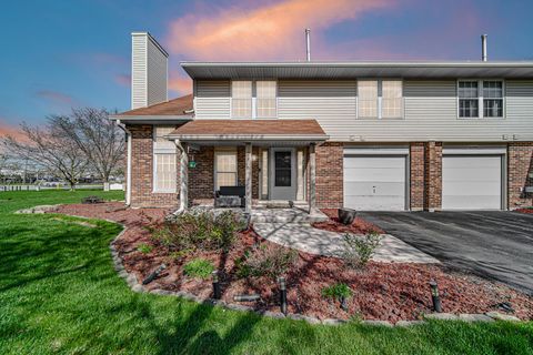 Tiny photo for 16011 84th Place, Tinley Park, IL 60487 (MLS # 12626127)
