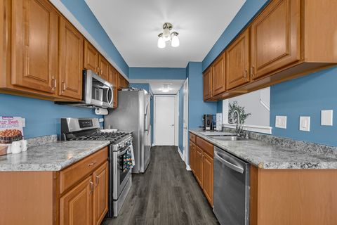 Tiny photo for 16011 84th Place, Tinley Park, IL 60487 (MLS # 12626127)