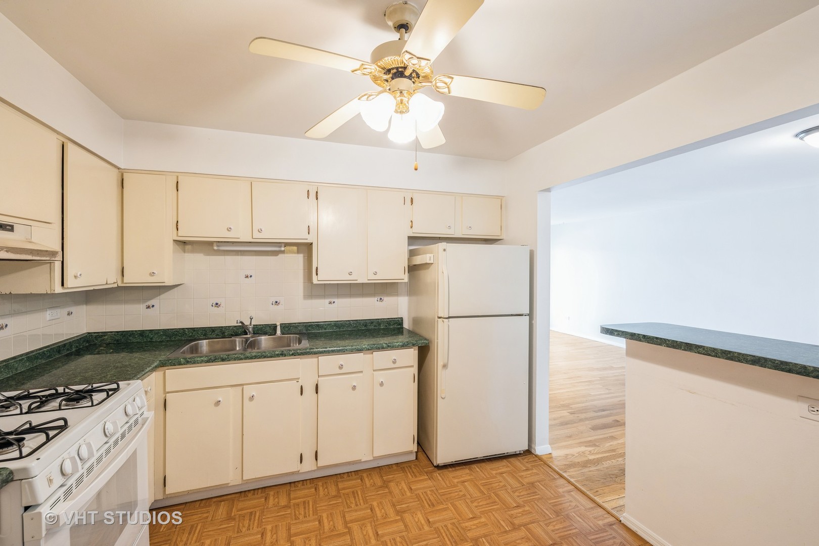 9518 Dee Road 203C