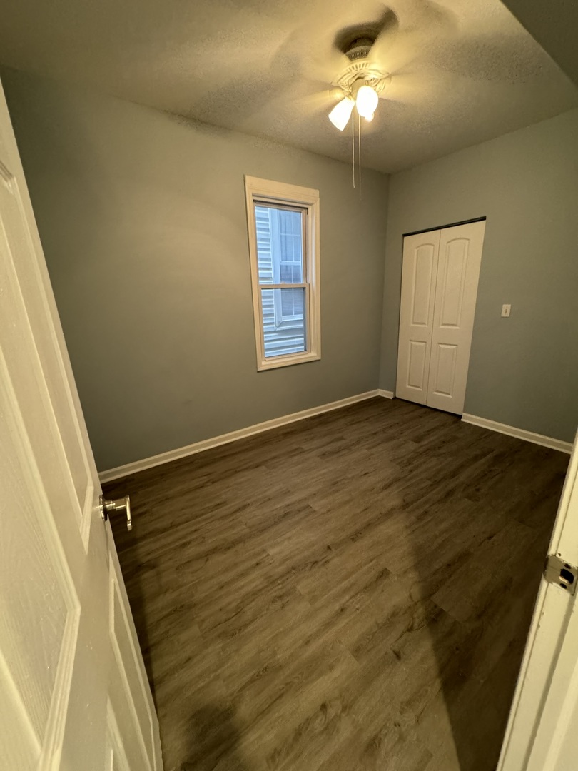 2227 W 21st Place