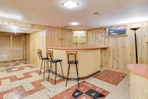 Tiny photo for 1048 E WALNUT Avenue, Des Plaines, IL 60016 (MLS # 12567404)