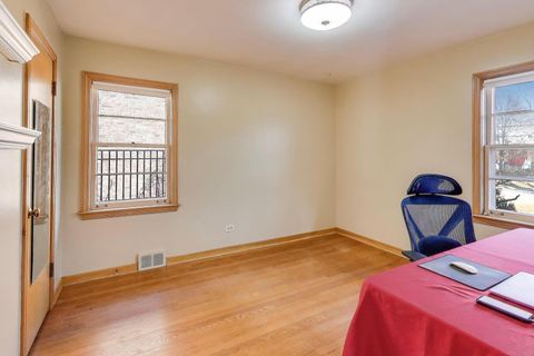 Tiny photo for 1048 E WALNUT Avenue, Des Plaines, IL 60016 (MLS # 12567404)