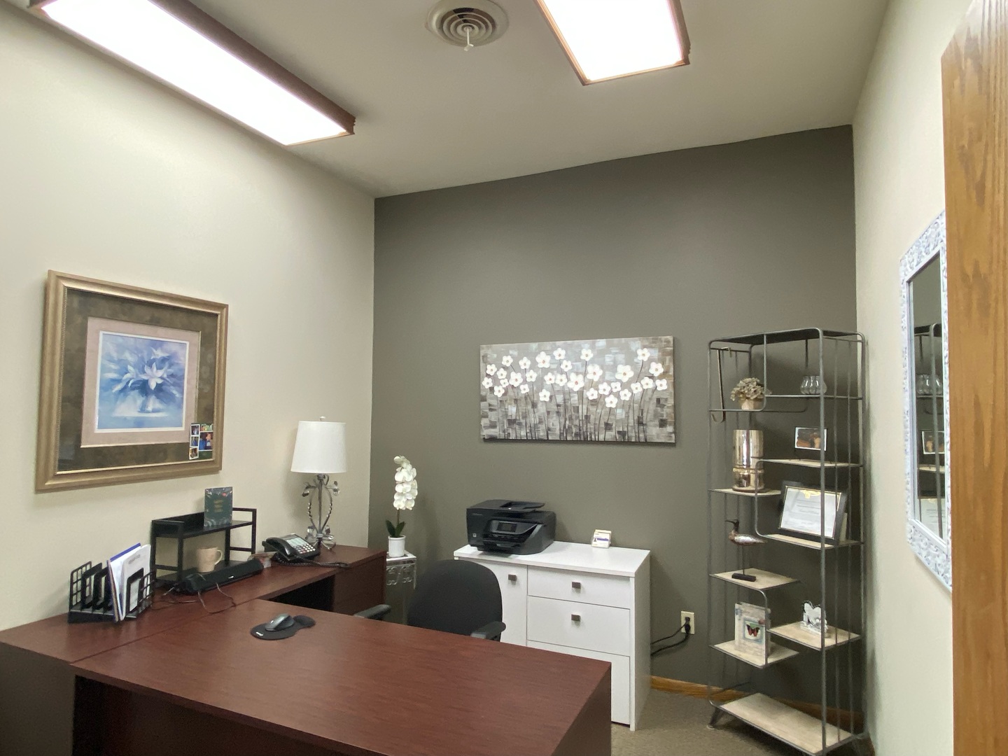 1200 E Lincoln Highway