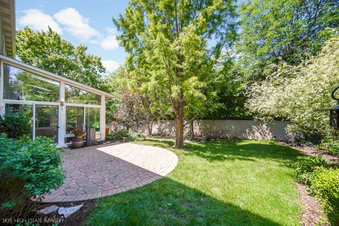 Tiny photo for 5280 Burnham Street, Lisle, IL 60532 (MLS # 12689917)