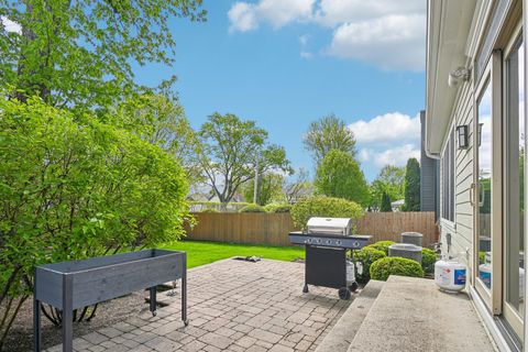 Tiny photo for Barrington, IL 60010 (MLS # 12626270)