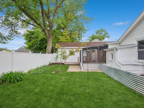 Tiny photo for 627 Park Street, Batavia, IL 60510 (MLS # 12643540)