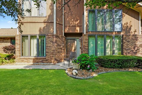 Tiny photo for 3037 Candlewood Court, Flossmoor, IL 60422 (MLS # 12490343)