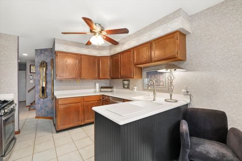 Tiny photo for 3037 Candlewood Court, Flossmoor, IL 60422 (MLS # 12490343)