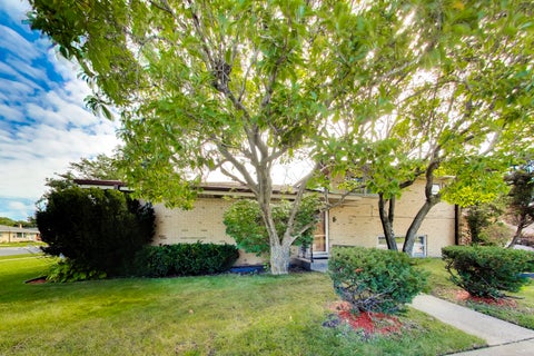 Tiny photo for 5545 Oakton Street, Morton Grove, IL 60053 (MLS # 12731627)