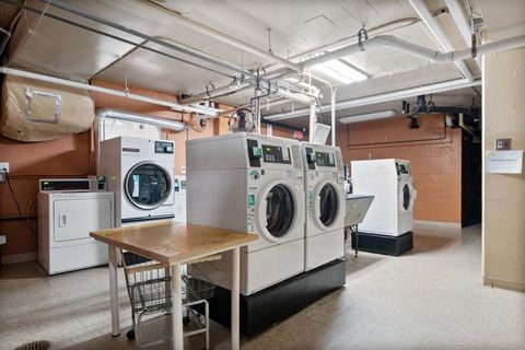 Tiny photo for 1508 Hinman Avenue #1A, Evanston, IL 60201 (MLS # 12467782)