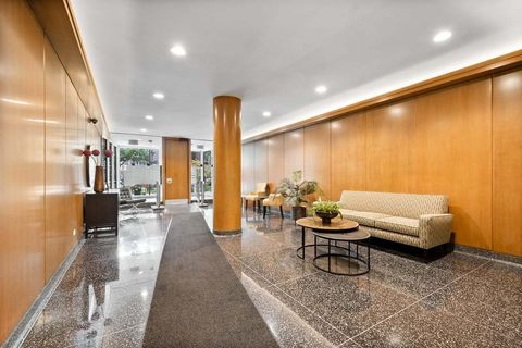 Tiny photo for 1508 Hinman Avenue #1A, Evanston, IL 60201 (MLS # 12467782)