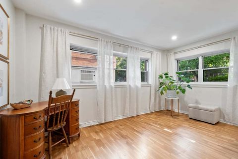 Tiny photo for 1508 Hinman Avenue #1A, Evanston, IL 60201 (MLS # 12467782)