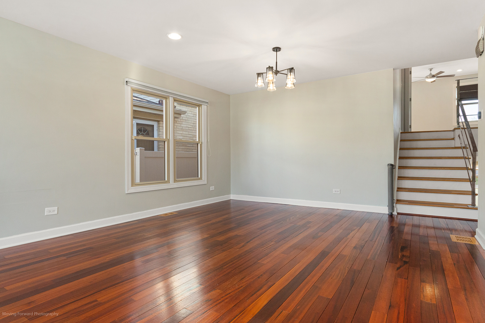 Chicago, Illinois 60656, United States, 3 Bedrooms Bedrooms, ,2 BathroomsBathrooms,Residential,Active,254882