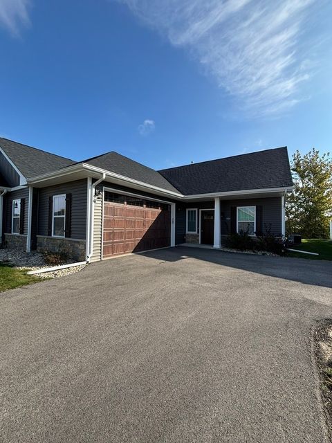 Tiny photo for 610 Anjali Court #R, Sycamore, IL 60178 (MLS # 12495668)