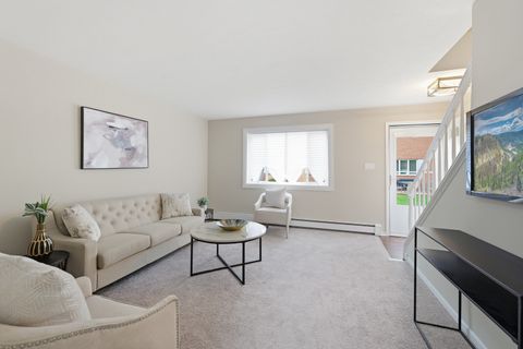 Tiny photo for 1231 Town Crest Drive #E, New Lenox, IL 60451 (MLS # 12439677)