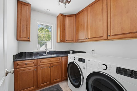 Tiny photo for 26792 W LAKEVIEW Drive S, Lake Barrington, IL 60084 (MLS # 12743408)