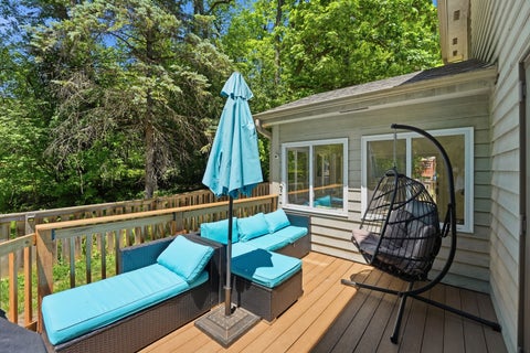 Tiny photo for 26792 W LAKEVIEW Drive S, Lake Barrington, IL 60084 (MLS # 12743408)