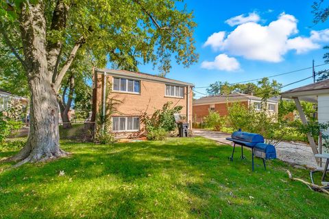 Tiny photo for 15966 Debbie Lane, South Holland, IL 60473 (MLS # 12484336)