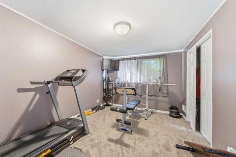 Tiny photo for 15966 Debbie Lane, South Holland, IL 60473 (MLS # 12484336)