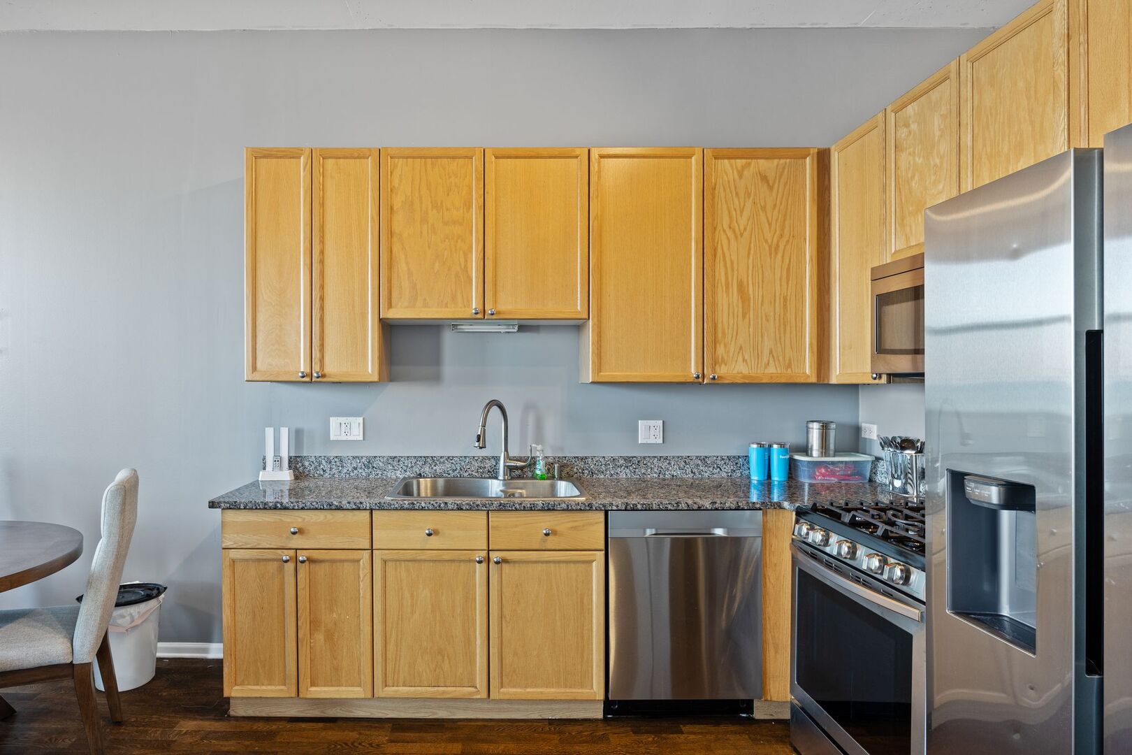 1464 S Michigan Avenue 2203