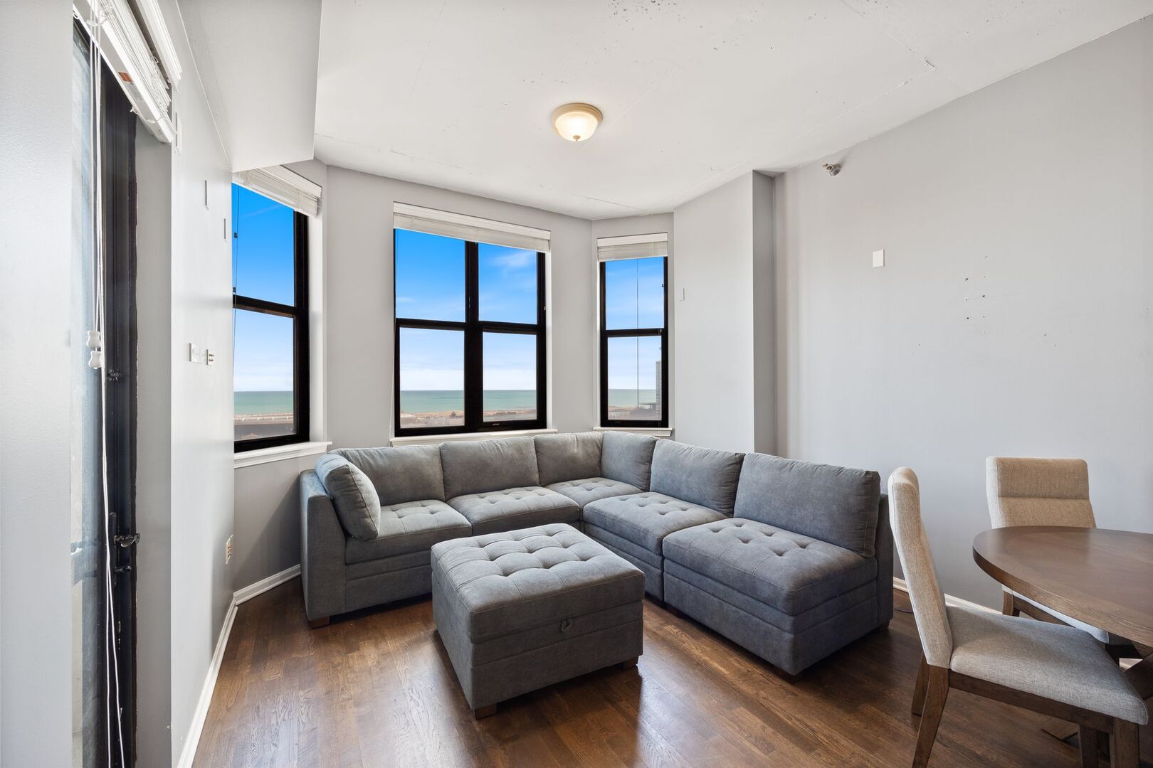 1464 S Michigan Avenue 2203