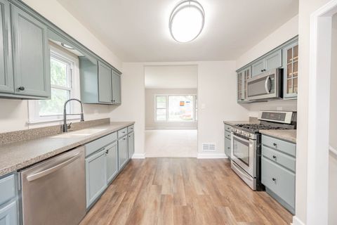 Tiny photo for 308 Queens Lane, Thornton, IL 60476 (MLS # 12655342)