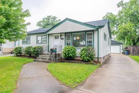 Photo of 308 Queens Lane, Thornton, IL 60476 (MLS # 12655342)