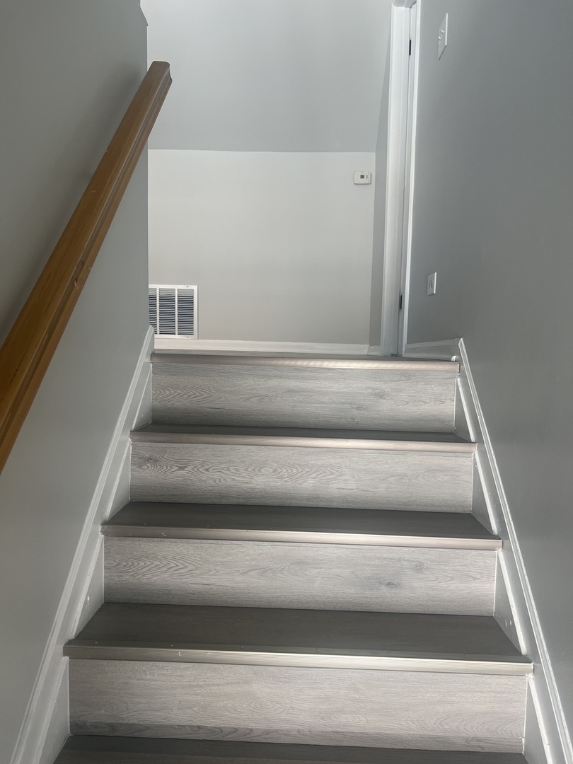 1249 S Kolin Avenue 2