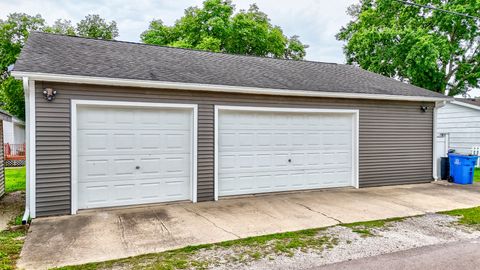 Tiny photo for 1322 W Madison Street, Ottawa, IL 61350 (MLS # 12430820)