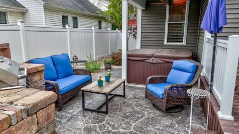 Tiny photo for 1322 W Madison Street, Ottawa, IL 61350 (MLS # 12430820)