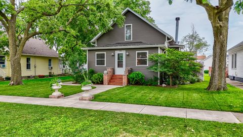 Tiny photo for 1322 W Madison Street, Ottawa, IL 61350 (MLS # 12430820)