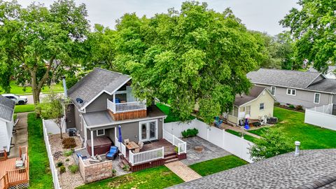 Tiny photo for 1322 W Madison Street, Ottawa, IL 61350 (MLS # 12430820)