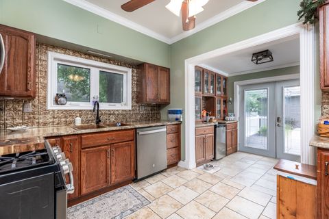 Tiny photo for 1322 W Madison Street, Ottawa, IL 61350 (MLS # 12430820)