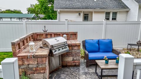 Tiny photo for 1322 W Madison Street, Ottawa, IL 61350 (MLS # 12430820)