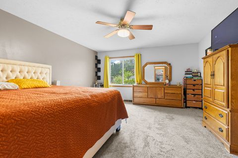 Tiny photo for 706 Pin Oak Road, Rockton, IL 61072 (MLS # 12424112)