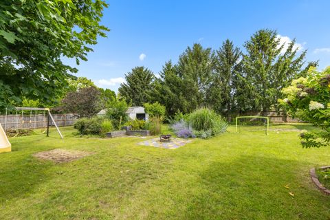 Tiny photo for 706 Pin Oak Road, Rockton, IL 61072 (MLS # 12424112)