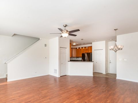 Tiny photo for 121 Springbrook Trail S, Oswego, IL 60543 (MLS # 12472127)