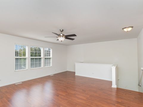 Tiny photo for 121 Springbrook Trail S, Oswego, IL 60543 (MLS # 12472127)