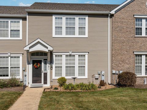 Tiny photo for 121 Springbrook Trail S, Oswego, IL 60543 (MLS # 12472127)