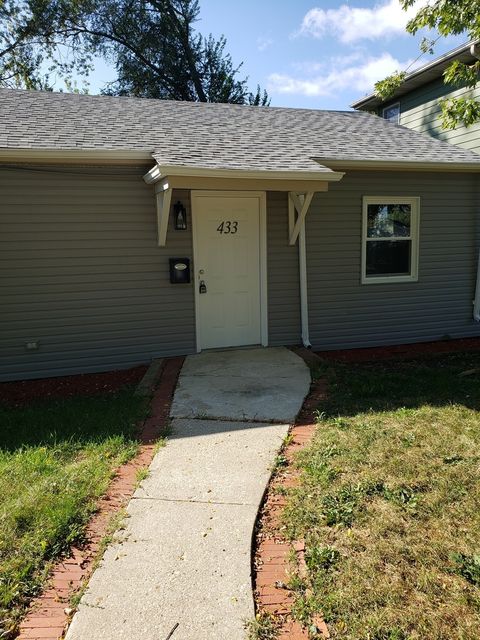 Photo of 433 E High Street E, Mundelein, IL 60060 (MLS # 12506574) Photo of 433 E High Street E, Mundelein, IL 60060 (MLS # 12506574)