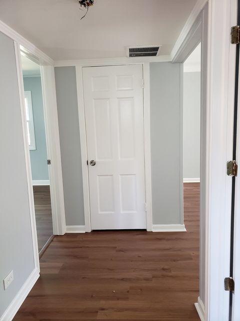 Tiny photo for 433 E High Street E, Mundelein, IL 60060 (MLS # 12506574)