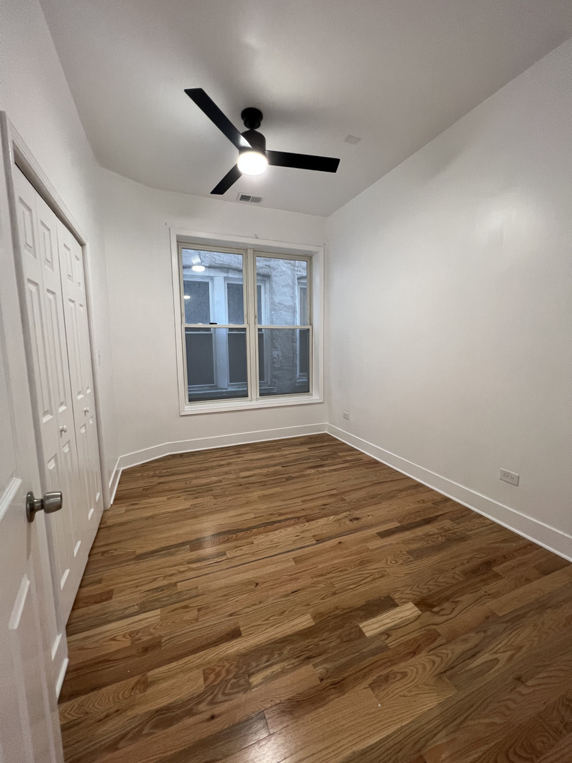 4813 S Prairie Avenue