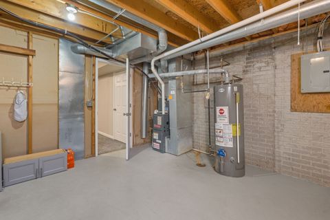 Tiny photo for 3818 Belle Avenue #0, Davenport, IA 52807 (MLS # 12599443)