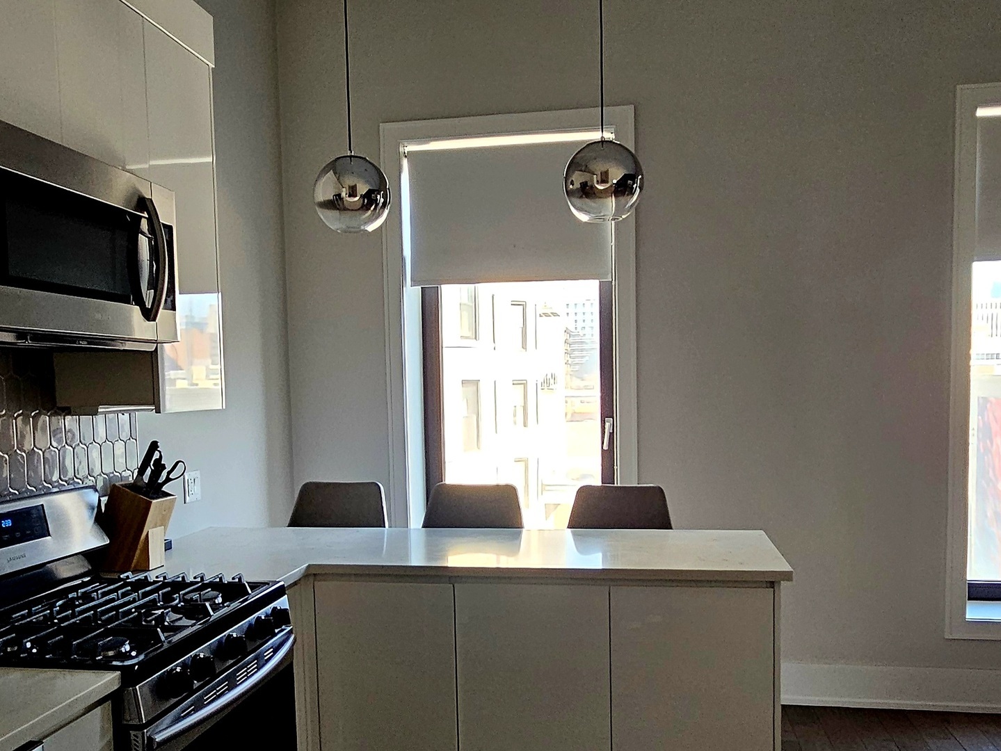 318 S Halsted Street 202