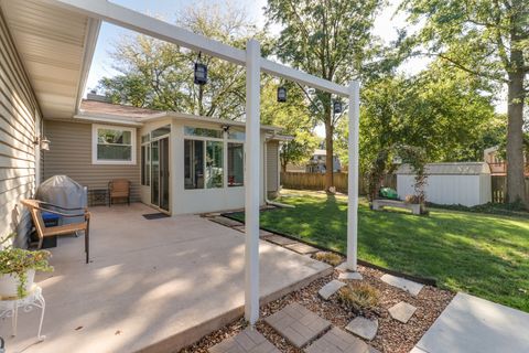 Tiny photo for 3 Kenfield Circle, Bloomington, IL 61704 (MLS # 12491318)