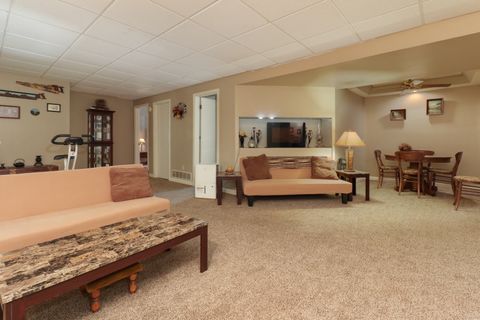 Tiny photo for 3 Kenfield Circle, Bloomington, IL 61704 (MLS # 12491318)